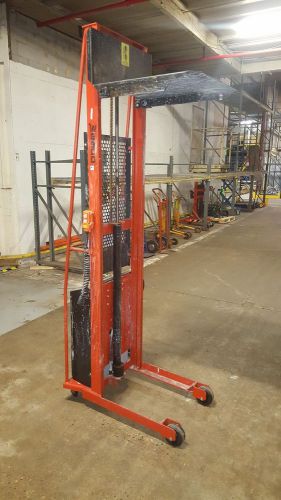 Wesco Industrial Pespl-80-2424-Pd 1000 lbs. Platform Model Power Stackers/lift