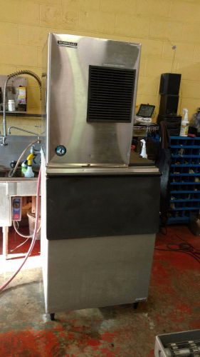 Hoshizaki Ice Machine - KM280M 115 Volt &amp; Large Bin Air Cooled   (Late Model)