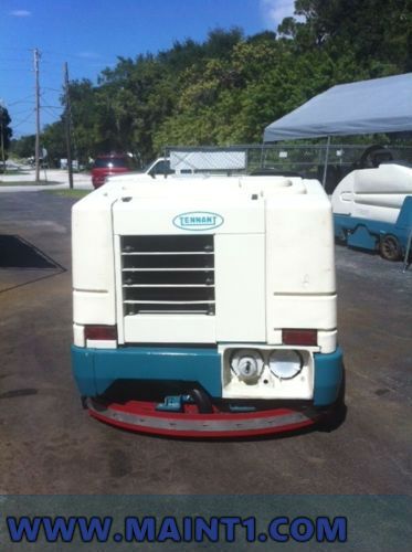 Tennant Rider Scrubber 7400. FREE SHIPPING* - Cyl Head - Propane -