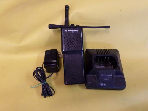 Motorola P110 UHF  Walkie Talkie.