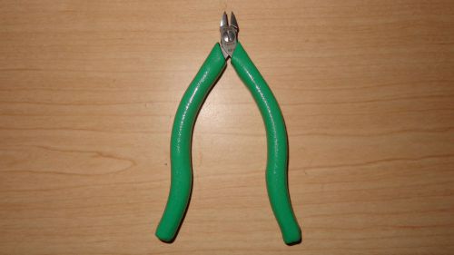 EREM 622 NB SMALL TAPERED &amp; RELIEVED HEAD CUTTER, FULL FLUSH 51/2&#034; GREEN HANDLES