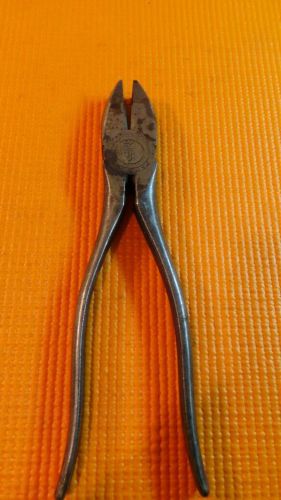 VINTAGE M KLEIN &amp; SONS LINEMAN&#039;S SIDE CUTTING PLIERS O MIK 16JI CHICAGO USA