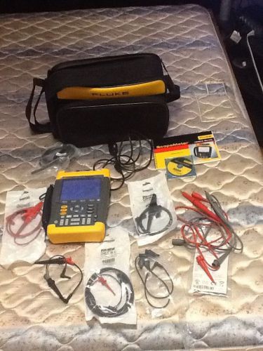 Fluke 196c scopemeter 1gs/s dual-input 100mhz handheld color oscilloscope for sale