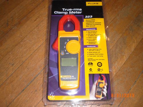 FLUKE  TRUE - RMS CLAMP METER 323 NEW