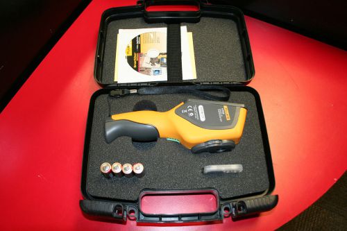 Fluke VT02 Visual IR Thermometer