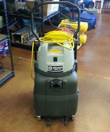 Advance AWDI315 Nilfisk GWD 360 Commercial Wet/Dry Vac