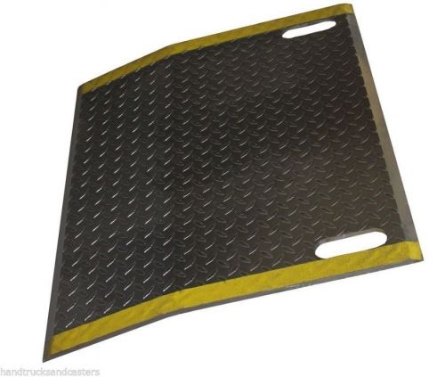 Dock Plate 36&#034; x 36&#034; Diamond Tread Plate With Handle Slots 2,500# Cap 7&#034; Legs