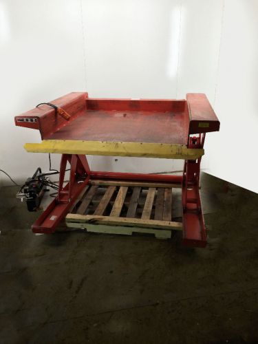 Presto XZ44-20 Hydraulic Lift Table  Floor Level 2000 lb. Capacity 44&#034; x 48&#034;