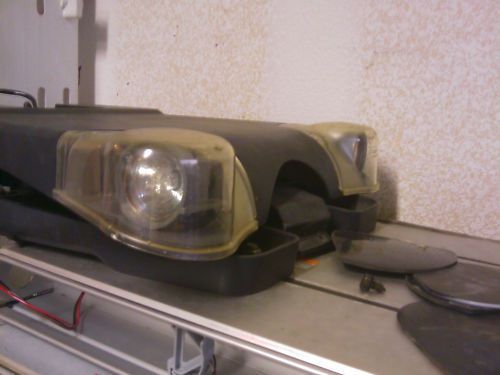 Federal Signal Raydian lightbar mounts clear lenses x1