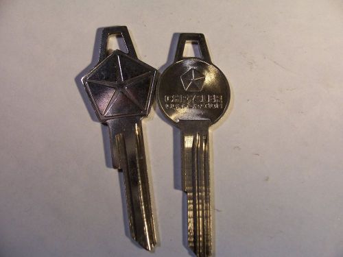 2 KEYS     VINTAGE ORG  CHRYSLER    1959 TO 1966  KEY BLANK   UNCUT