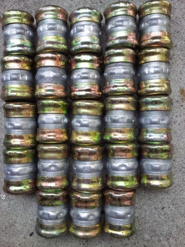 Thomas &amp; Betts 1-1/4&#034; Coupling Lot Of 23