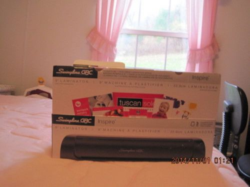 SWINGLINE 9 INCH LAMINATOR MACHINE ELECTRIC