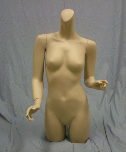 32&#034;25&#034;34&#034; FEMALE MANNEQUIN TORSO W/ARMS MATTE FLESH (PH8)