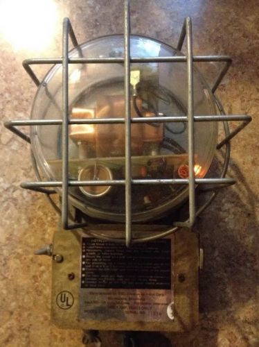 Vintage ESS Fencer Livestock electric fence controller Glass Case Cattle dairy