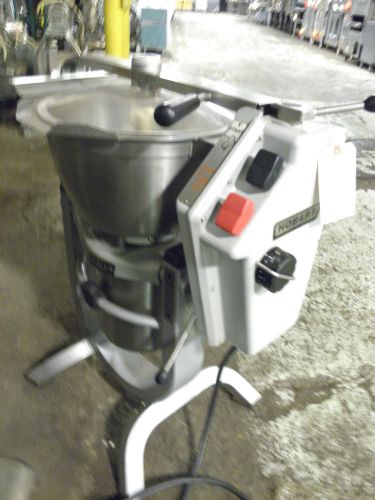 HOBART HCM300 30QT 30 QT VCM TILTING VERTICAL CUTTER MIXER DOUGH CHOPPER