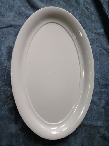 20/Douglas Stephen Plastics 1421RB. 14&#034;x21&#034; Renissance White Oval Platter /Trays