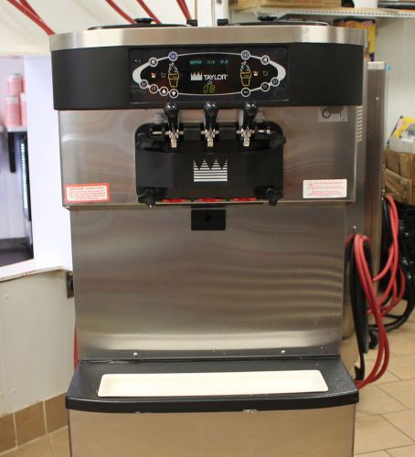 Excellent Condition Taylor C713 Frozen Yogurt Machine