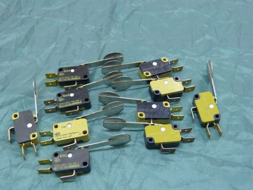 Lot of 10 SAIA-BURGESS MICRO SWITCH 12(6)A 250V-T85 5E4