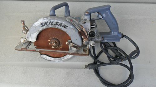 SKILSAW  WORM DRIVE CIRCULAR SAW  7 1/4&#034; BLADE MODEL HD77