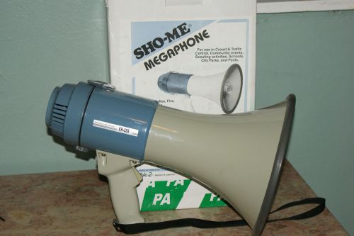 Show-Me Megaphone 190155 w/ Siren