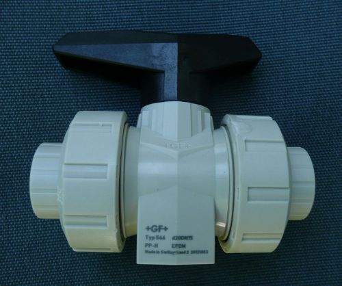 Lot of twenty (20) GF Piping Systems CPVC d20DN15 Standard Ball Valves 167546402