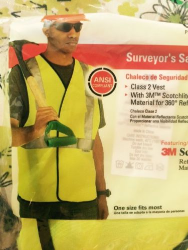 3M Scotchlite TM Adjustable Reflective Surveyor&#039;s Safety Vest 94618 Class 2 BNIP