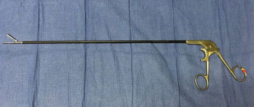 Davis &amp; Geck 8360-00 Atraumatic Grasper in Great Working Condition