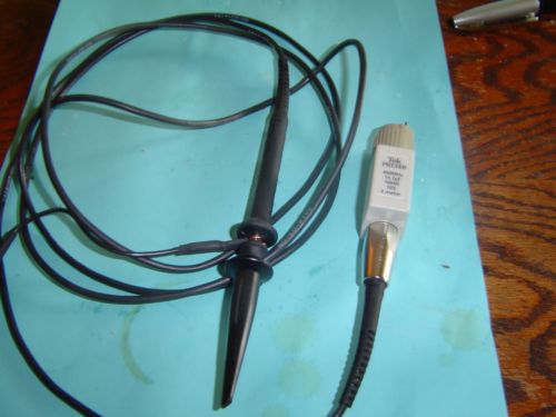 TEKTRONIX P6114B 10X  Passive Voltage Probe  2 METERS 400 MHZ