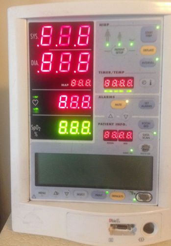 Datascope Accutorr Plus 0998-00-0444-J81 PATIENT MONITOR POWERS ON