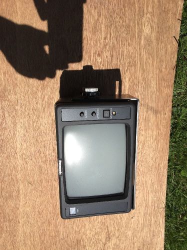 PANASONIC GP-RV112 CAR-USE B/W MONITOR SERIAL NO. 03w18283