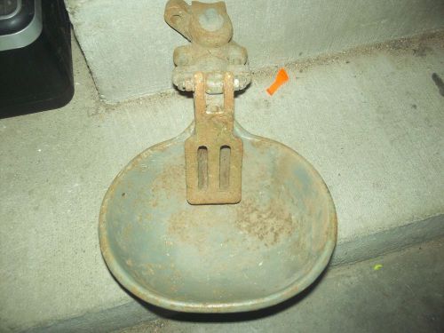 Vintage Hog/Cattle Waterer Cast Iron/Metal Watering Bowl New Old Stock