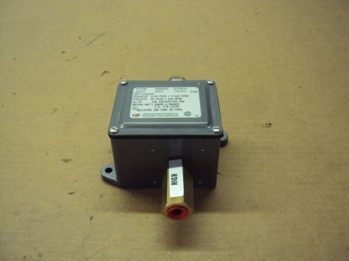 United electric control 254 sensor surge pressure differential switch type j21k for sale