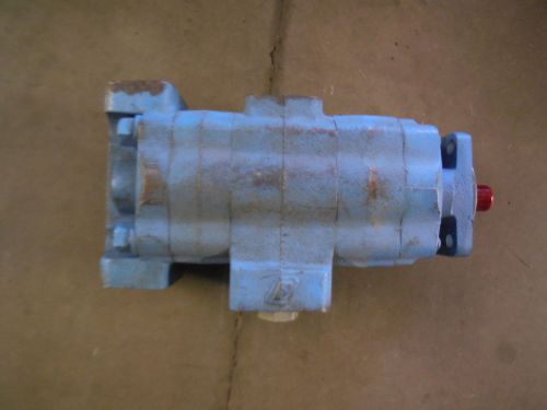 NEW PERMCO HYDRAULIC PUMP # P197B331SPLZA17-87SPLZA15-1