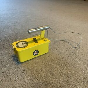 Anton Electronic CDV-700 Geiger Counter Model B Civil Defense Excellent Shape