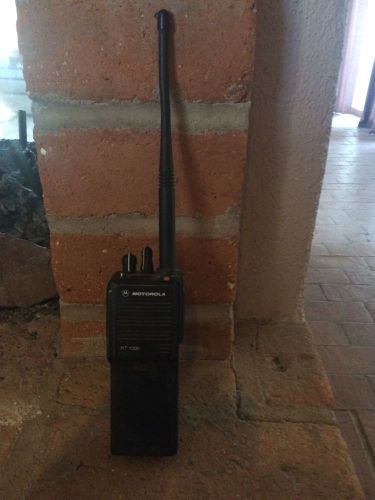 Motorola HT 1000 vhf Narrow