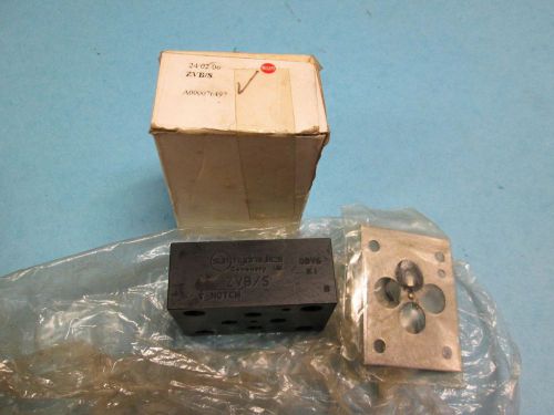 NEW Sun Hydraulics Hydraulic Cartridge Valve Block ZVB/S