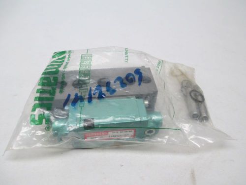 New numatics 11dps4150 1/8in npt pneumatic valve body manifold d283742 for sale