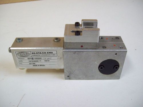 DE-STA-CO 82P25-1-0000000-BPTNPT CLAMP - NEW - FREE SHIPPING!!