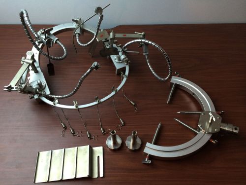 Mizuho Neuro surgery 360? of rotation Sugita Head Brain Retractor System Codman