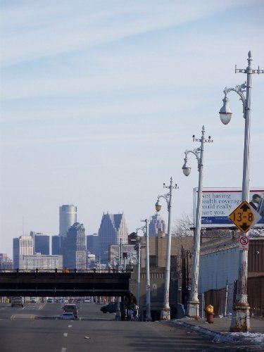 1918 Detroit Street light&#034;PINEAPPLE&#034;,no light,28&#039; pole,&amp; arm,Cast Iron,4 avail