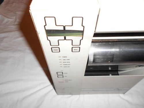 ZEBRA THERMAL TFANSFER BARCODE PRINTER Z105M