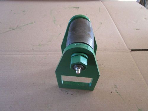 Oliver tractor 1750,1755,1800,1855,1850,1950,1955,2050,2150 drawbar roller