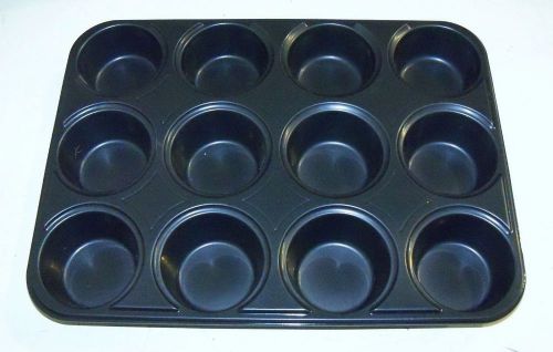 10 MUFFIN PANS PLASTIC HI TECH OVEN READY