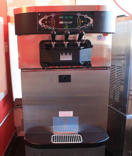 Excellent Condition Taylor C723 Frozen Yogurt Machine