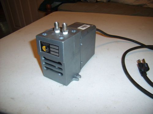 SMALL - AIR - PUMP - PARKER-HANNIFIN - MDL MB-. 21