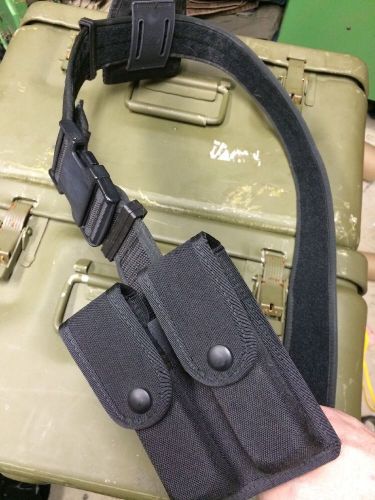 Police duty belt black nylon hand cuff case and 2 pistol mag holder for sale