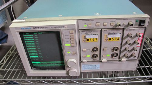 TEKTRONIX 11402 DIGITIZING OSCILLOSCOPE W/ QTY. 2 TEK 11A72  &amp; 1 EA SIG.PICKOFF