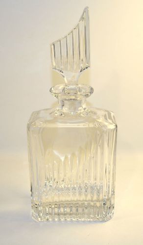 Design Crystal Decanter 11&#034;1/2 tall