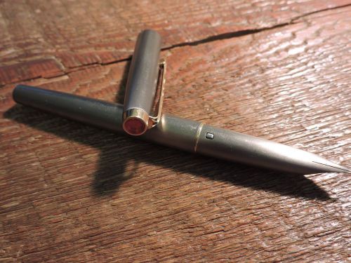 rare vintage 1970s double red jeweled PARKER T1 titanium Fountain Pen USA parts