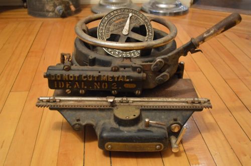 Vintage 1900&#039;s foot ideal no 2 stencil machine cast iron united states antique for sale